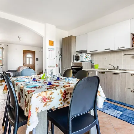 Guesthost - Sweet In Portoscuso! Apartamento *